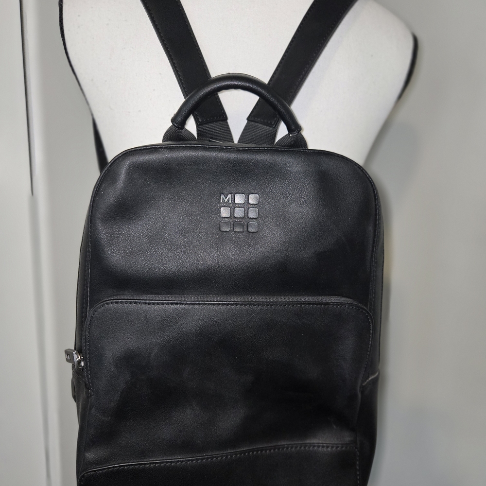 🎄Moleskine Classic Black Leather Backpack